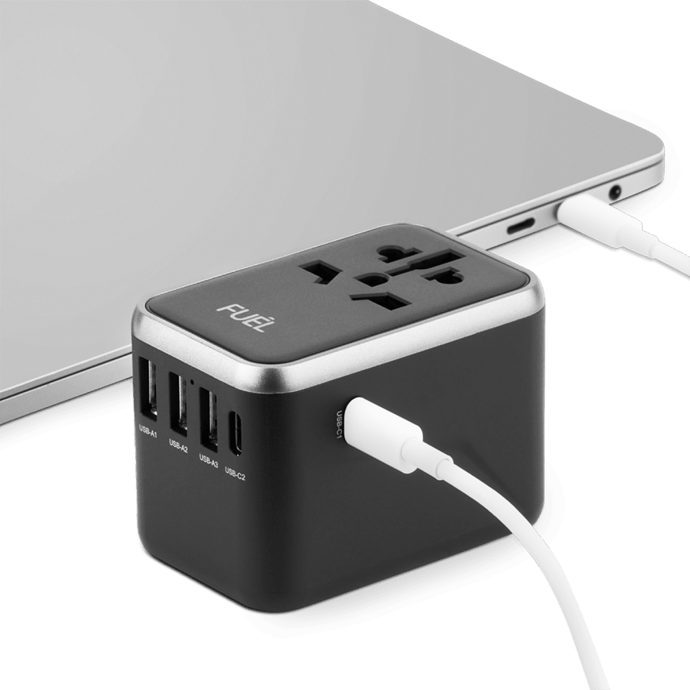 Case-Mate Fuel World Travel Adapter 20W Black