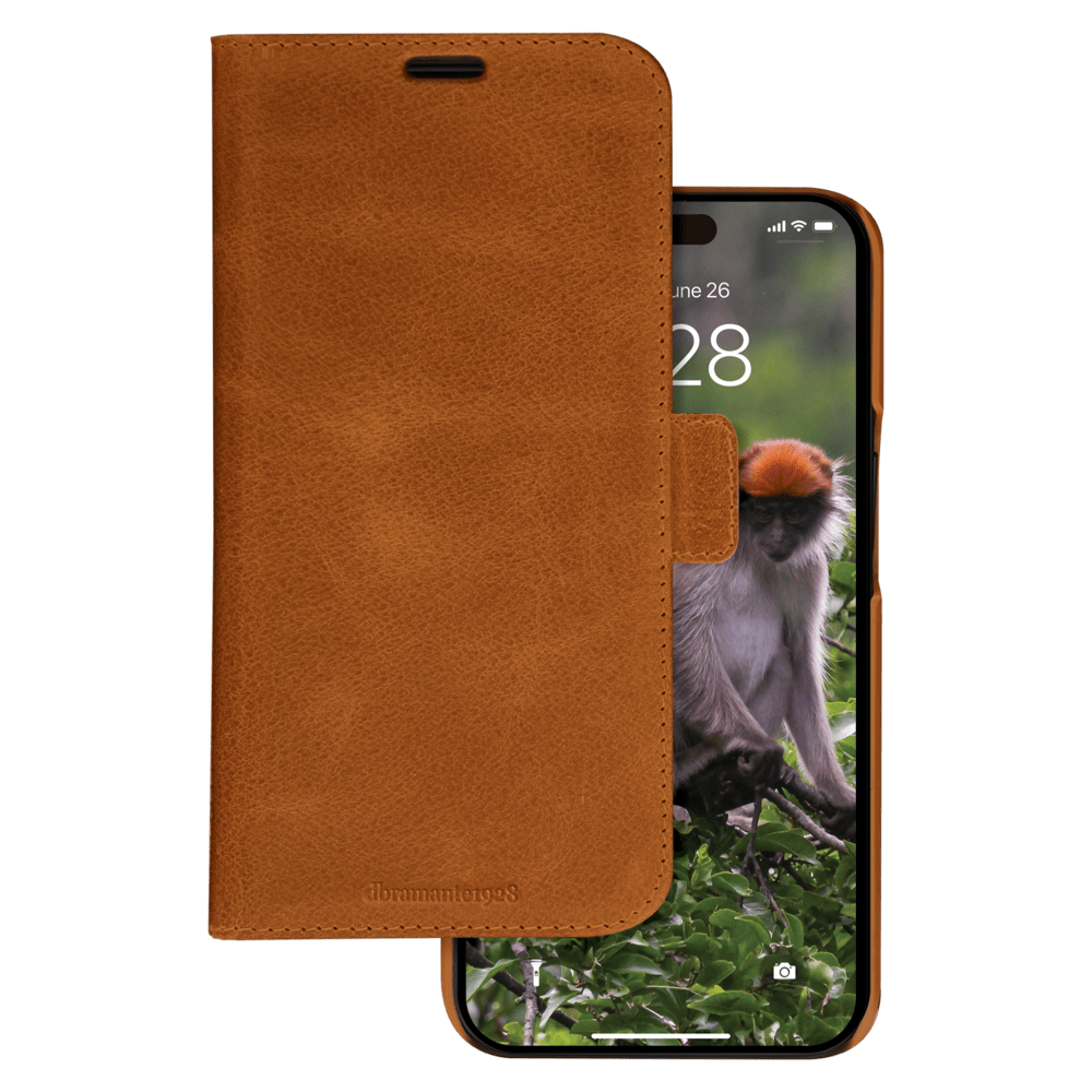 dbramante1928 Lynge Case for Apple iPhone 15 Pro Tan